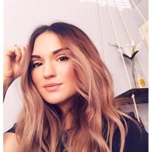 Meet your Posher, Ashley